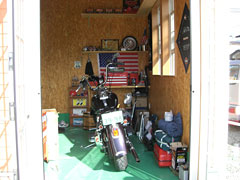 バイク収納庫